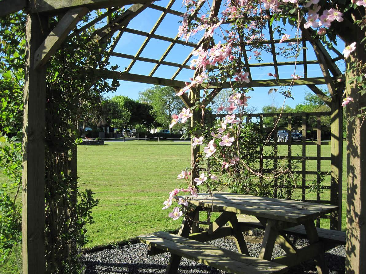 Wayfarers Caravan Park | Tranquil Parks