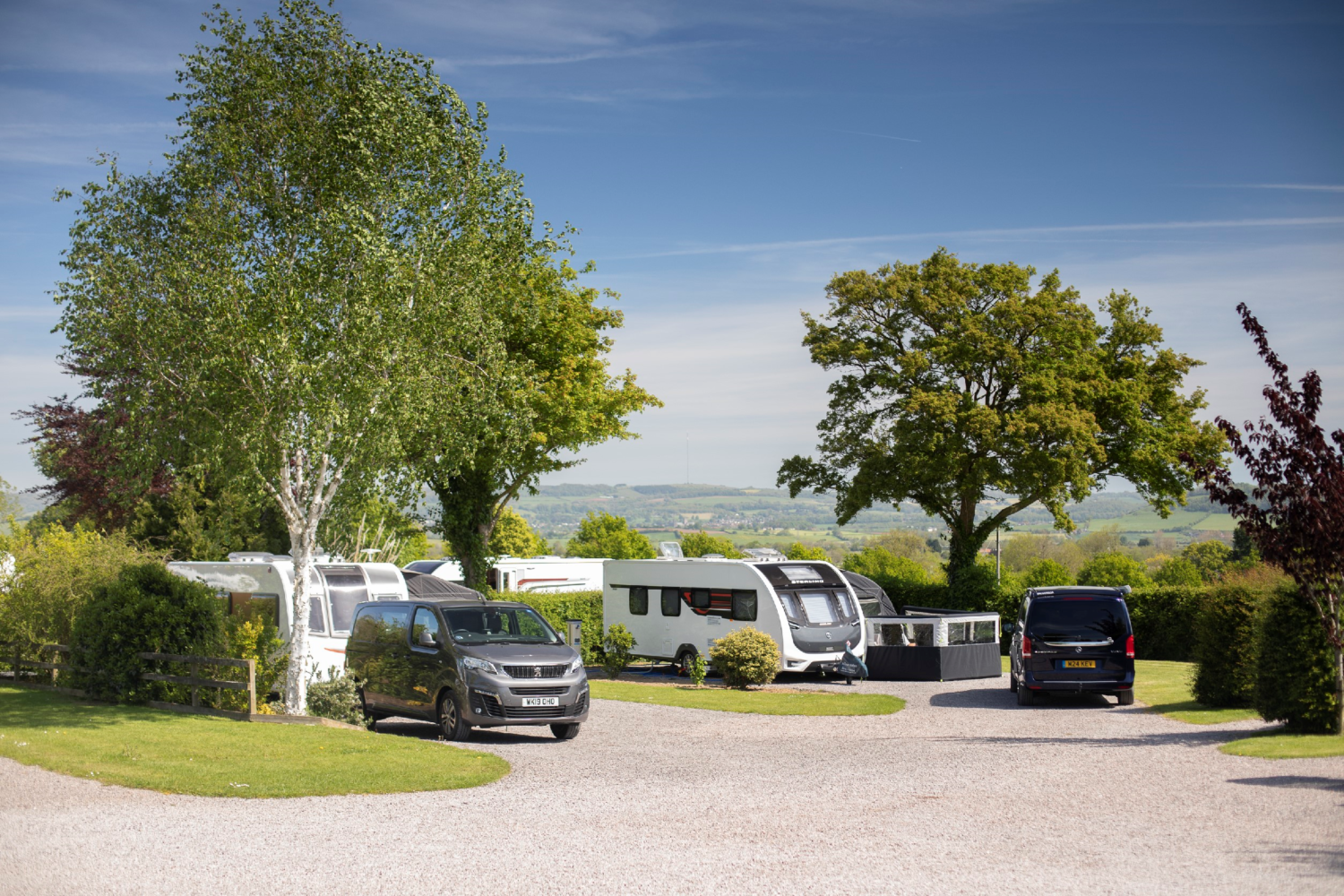 Old Oaks Touring and Glamping Park