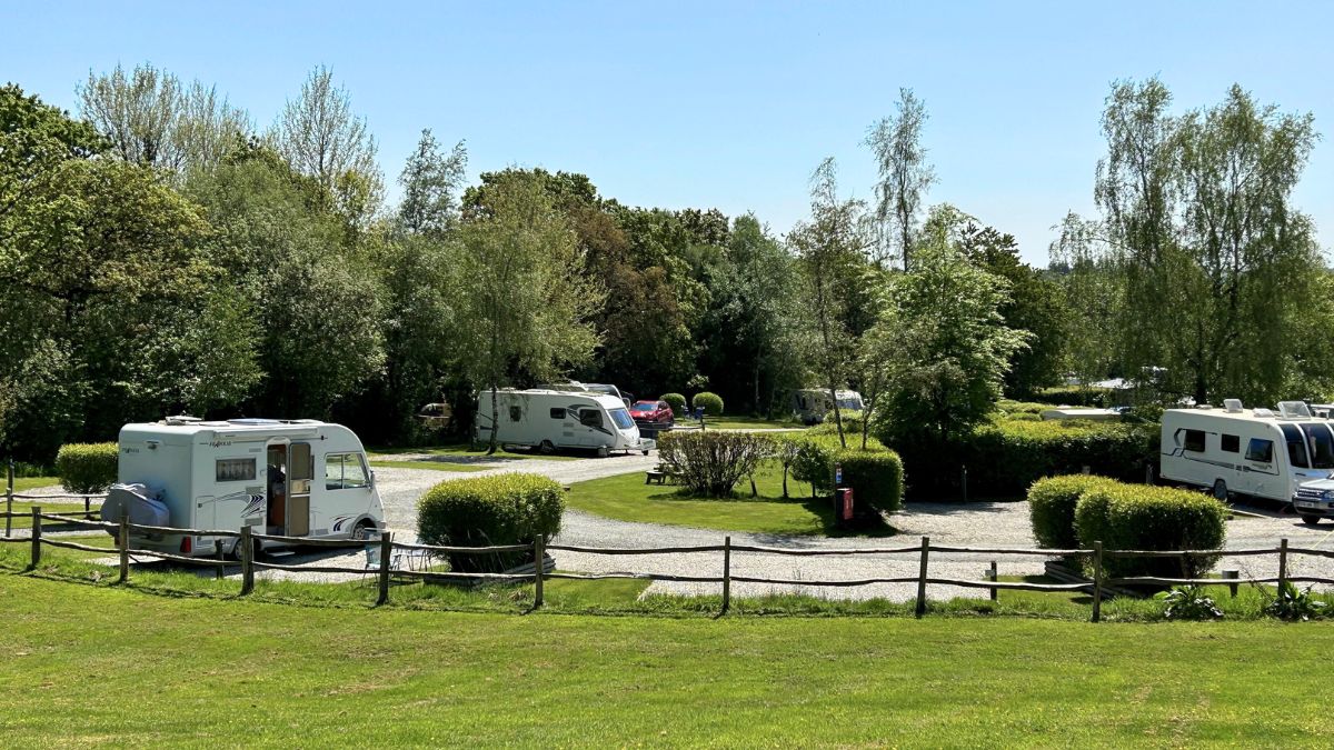 store and stay caravan sites