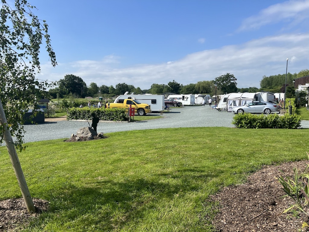 Sunnyside Farm Caravan Park & Fishery
